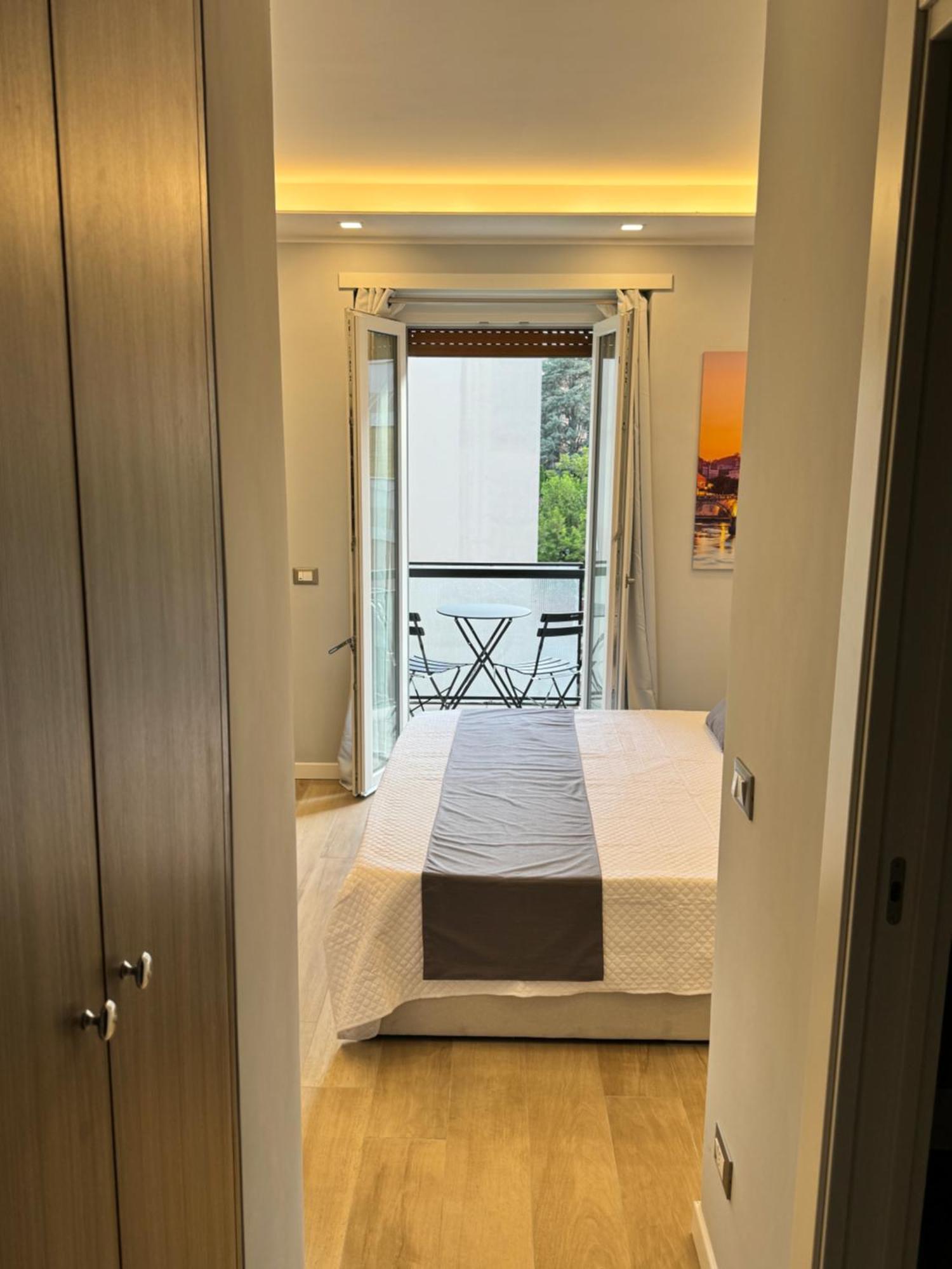 Niky House Roma Hotel Bagian luar foto